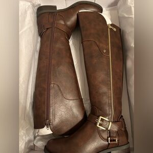 Brown G by guess boots size 5.5